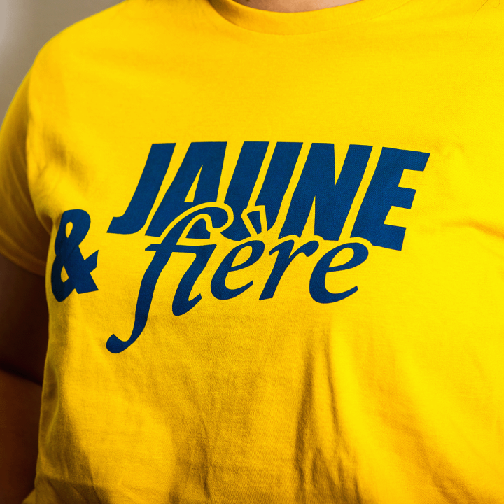 Tee-shirt Femme Jaune et Fière